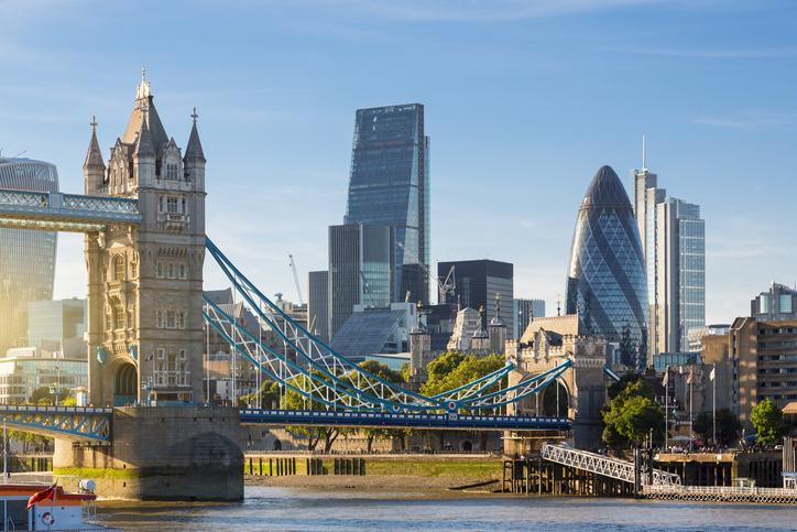 Londra guida il Regno Unito nella riduzione delle emissioni dei nuovi edifici