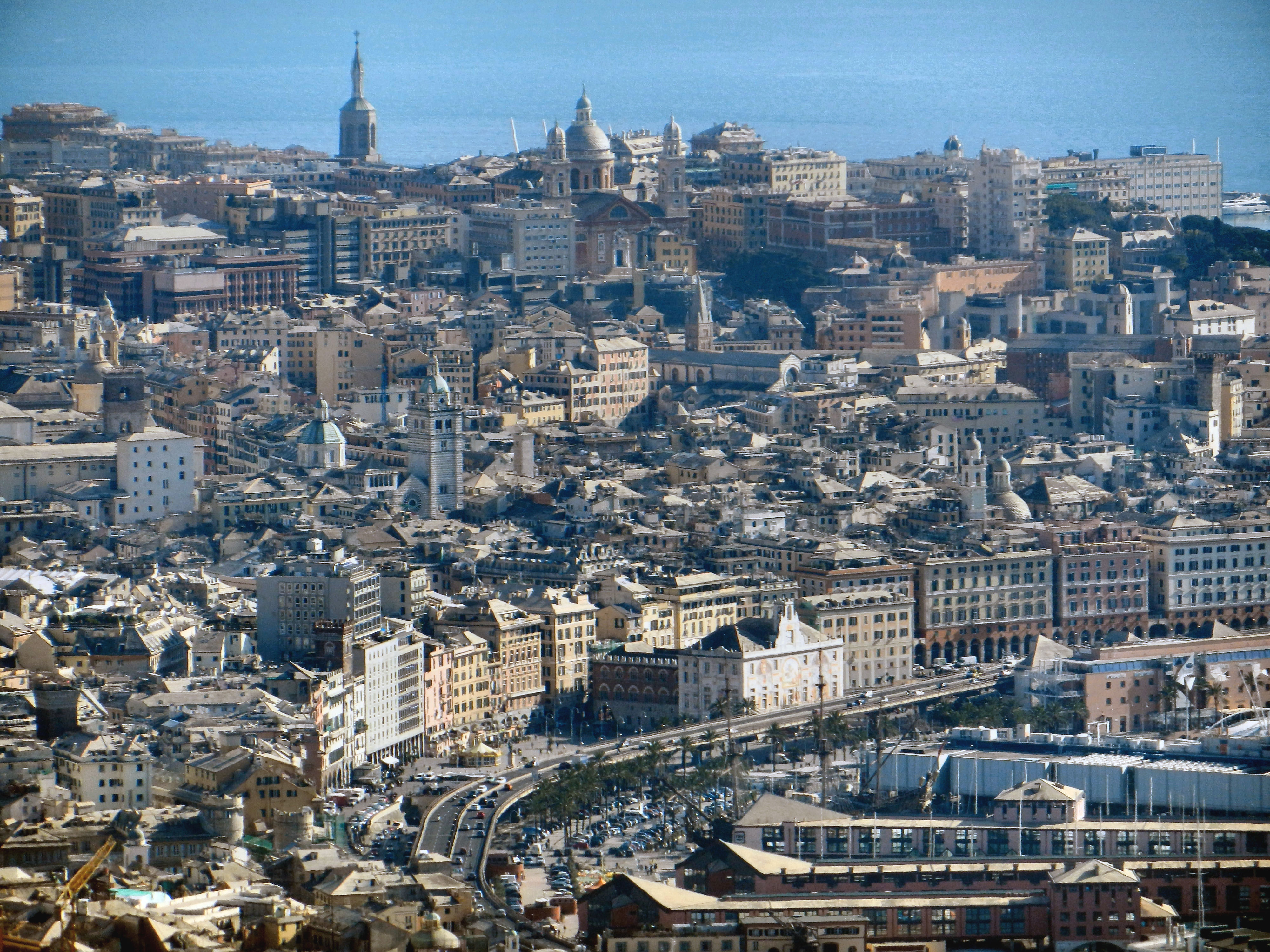 Sicurezza stradale a Genova, la centrale della PL apre agli studenti