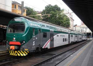 milano-cortina sondrio passaggio livello