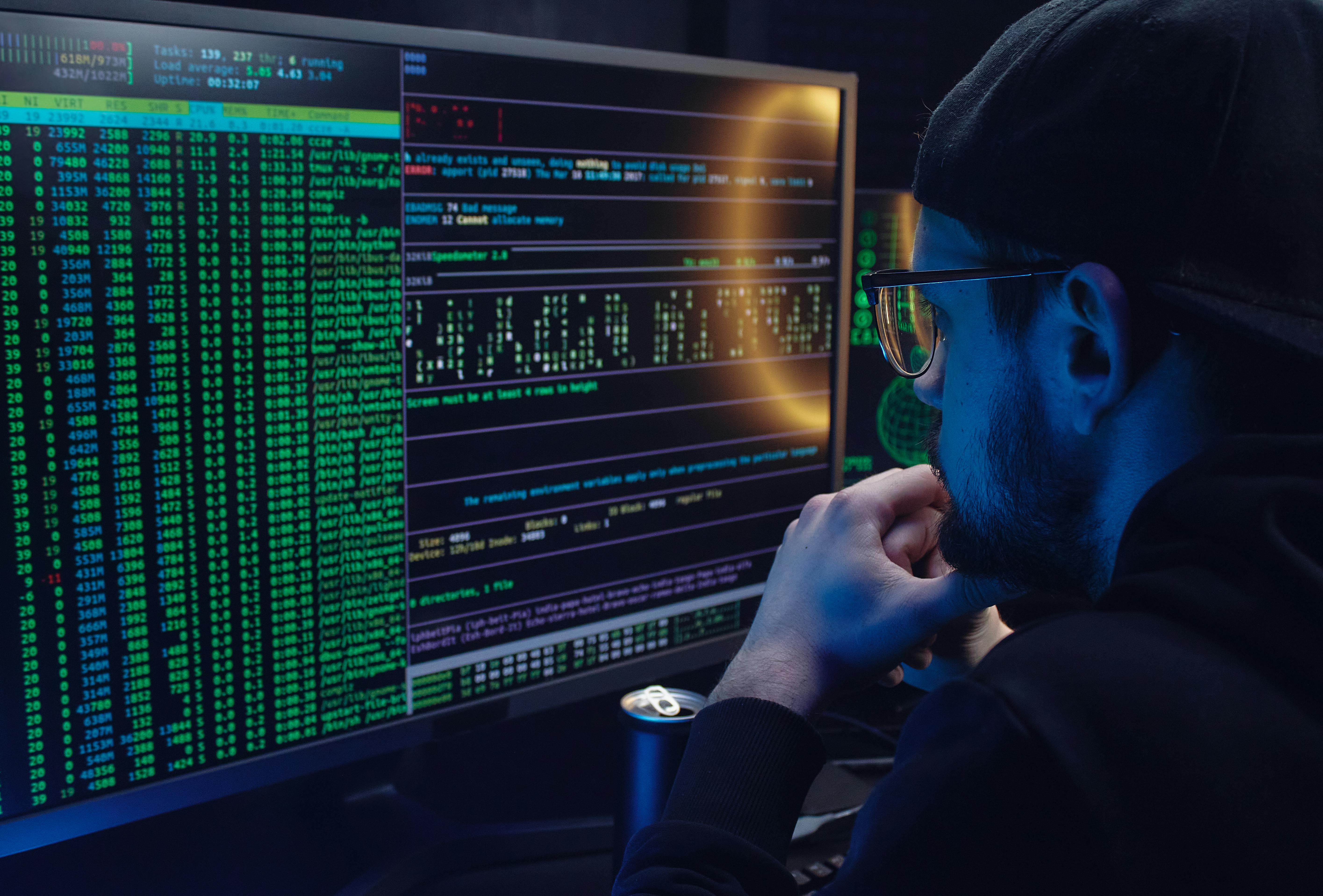 Italia, continuano gli attacchi hacker a infrastrutture e settori strategici: l’importanza della cybersecurity