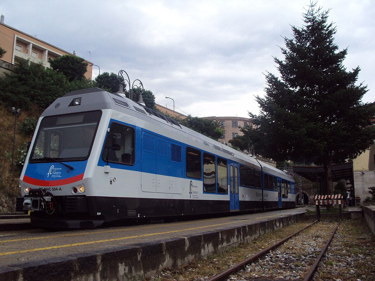 Catanzaro, la metropolitana sta arrivando: collaudo riuscito sulla linea A. Cosa succederà ora