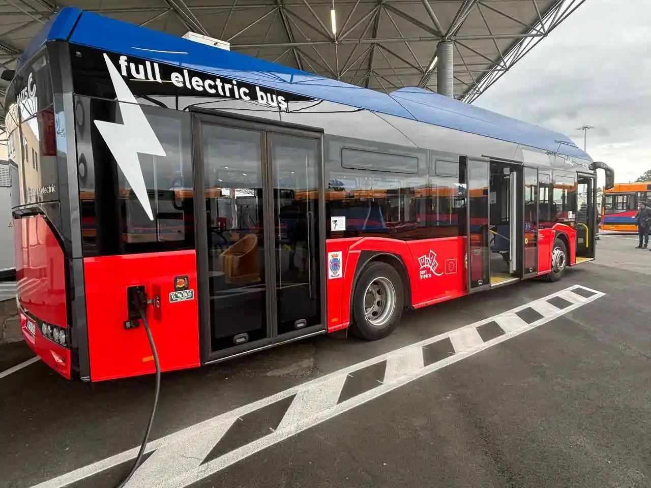 Catania, la svolta green del trasporto pubblico: entro fine dicembre oltre 150 bus elettrici. Il piano
