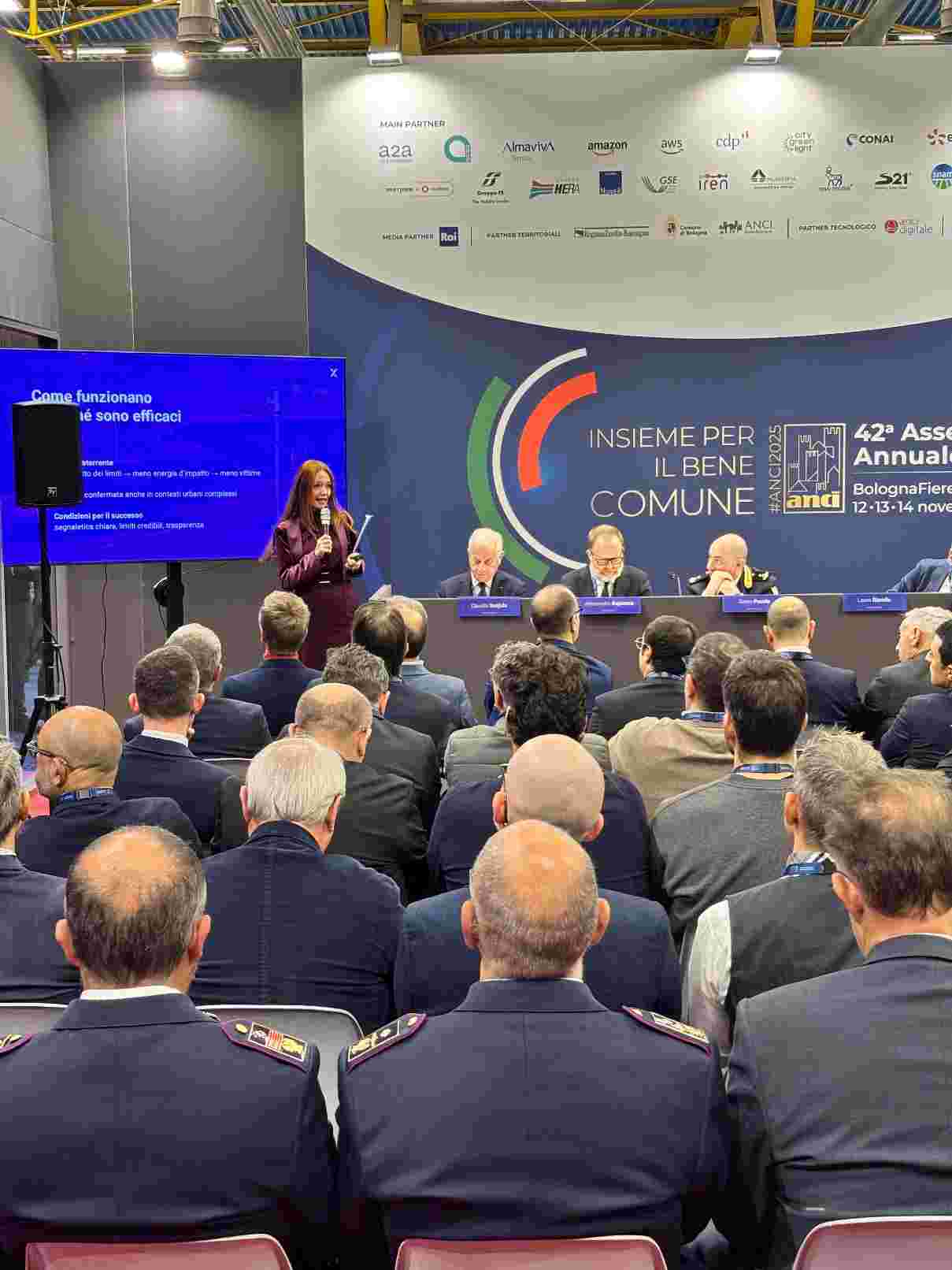 Autovelox, fiducia e innovazione: il panel moderato da CityNext ad ANCI Bologna