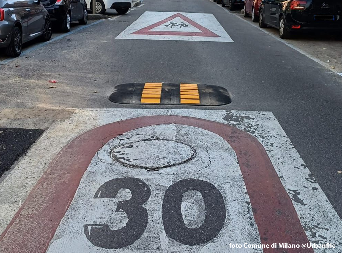 Sicurezza stradale, a Milano arrivano i primi cuscini berlinesi per ridurre la velocità: cosa sono e come funzionano