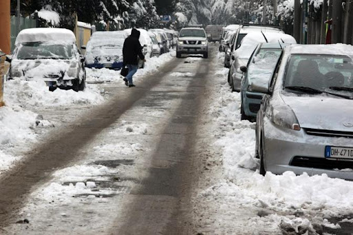 Scivola sul ghiaccio e perde la causa: Comune di Avellino assolto