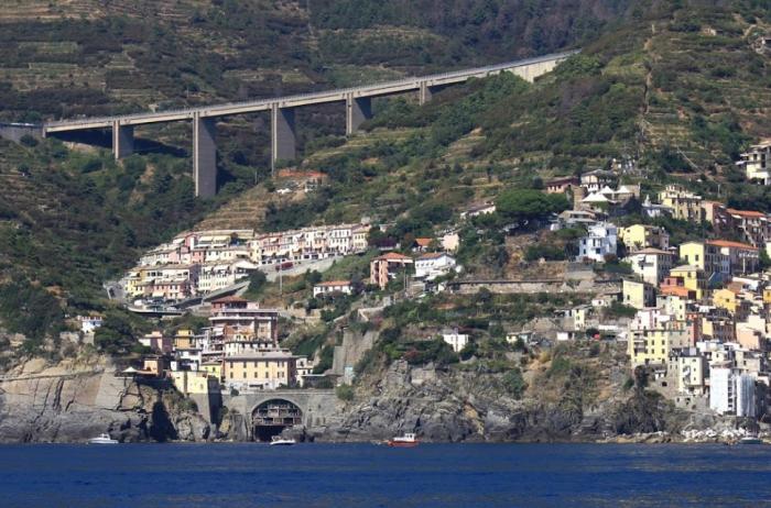 La Spezia, il viadotto Campertone ha ancora 13 anni di autonomia. Ma è scontro tra la Provincia e il Comune di Riomaggiore per la messa in sicurezza. La situazione
