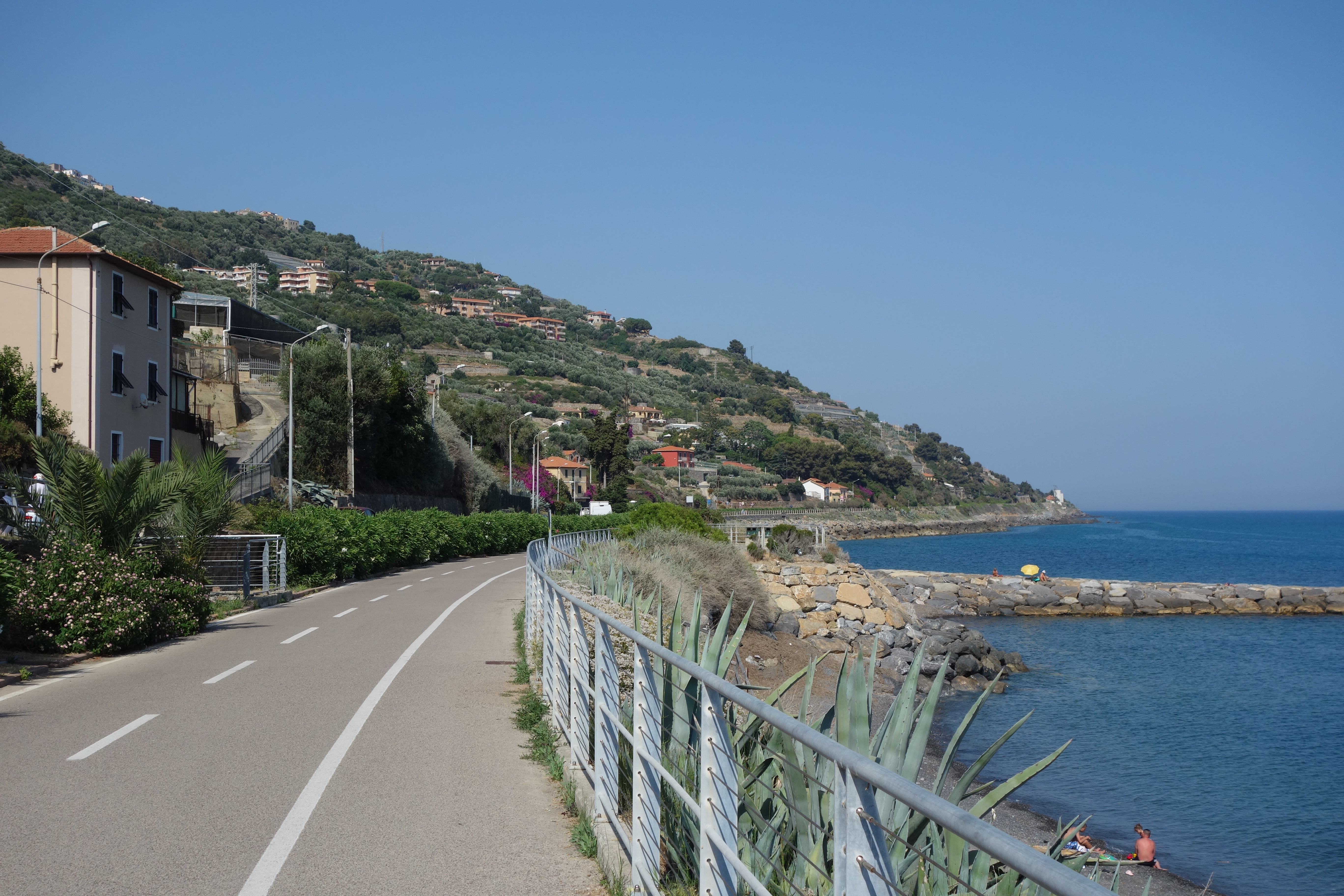 Festival di Sanremo 2026, chiusi due tratti di pista ciclabile: ecco dove