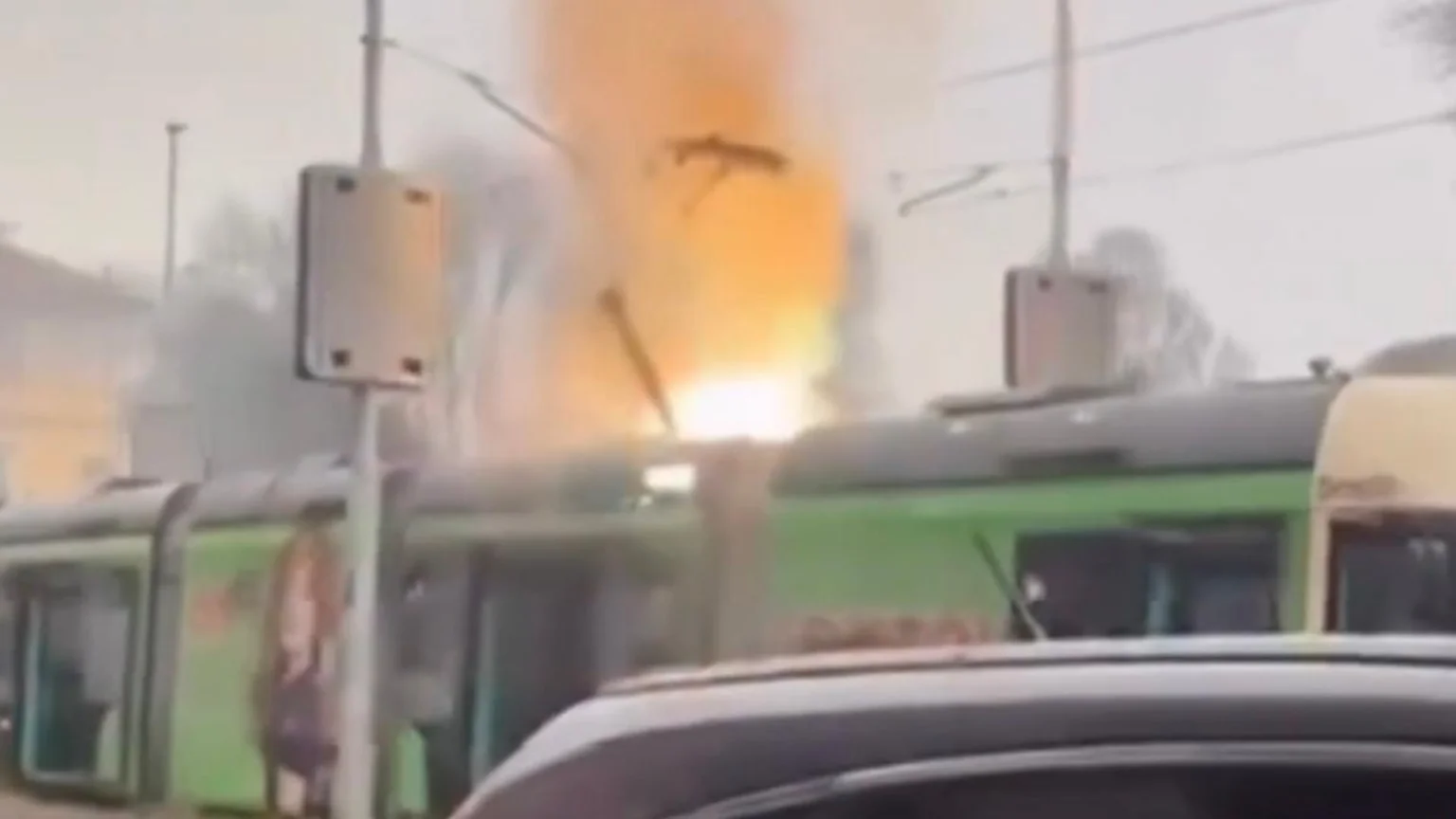 Milano, altro incidente a un tram di Atm: è il quarto in due settimane. Proposto un consiglio comunale straordinario