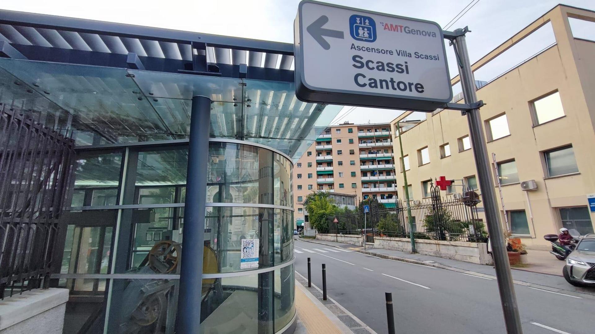 Genova, scale mobili disastrose nelle metropolitane: a Villa Scassi ascensore fermo da 10 anni
