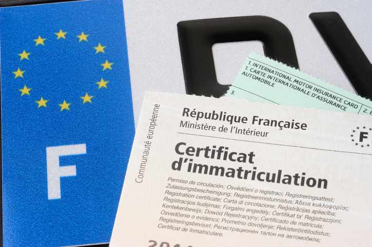 Digitalizzazione dei certificati di immatricolazione, l’UE accelera sulla semplificazione amministrativa