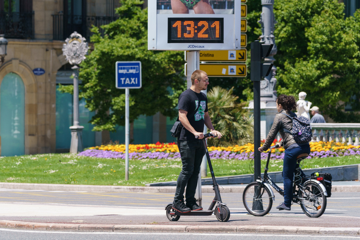 Autovelox e monopattini, le novità che cambieranno la mobilità urbana