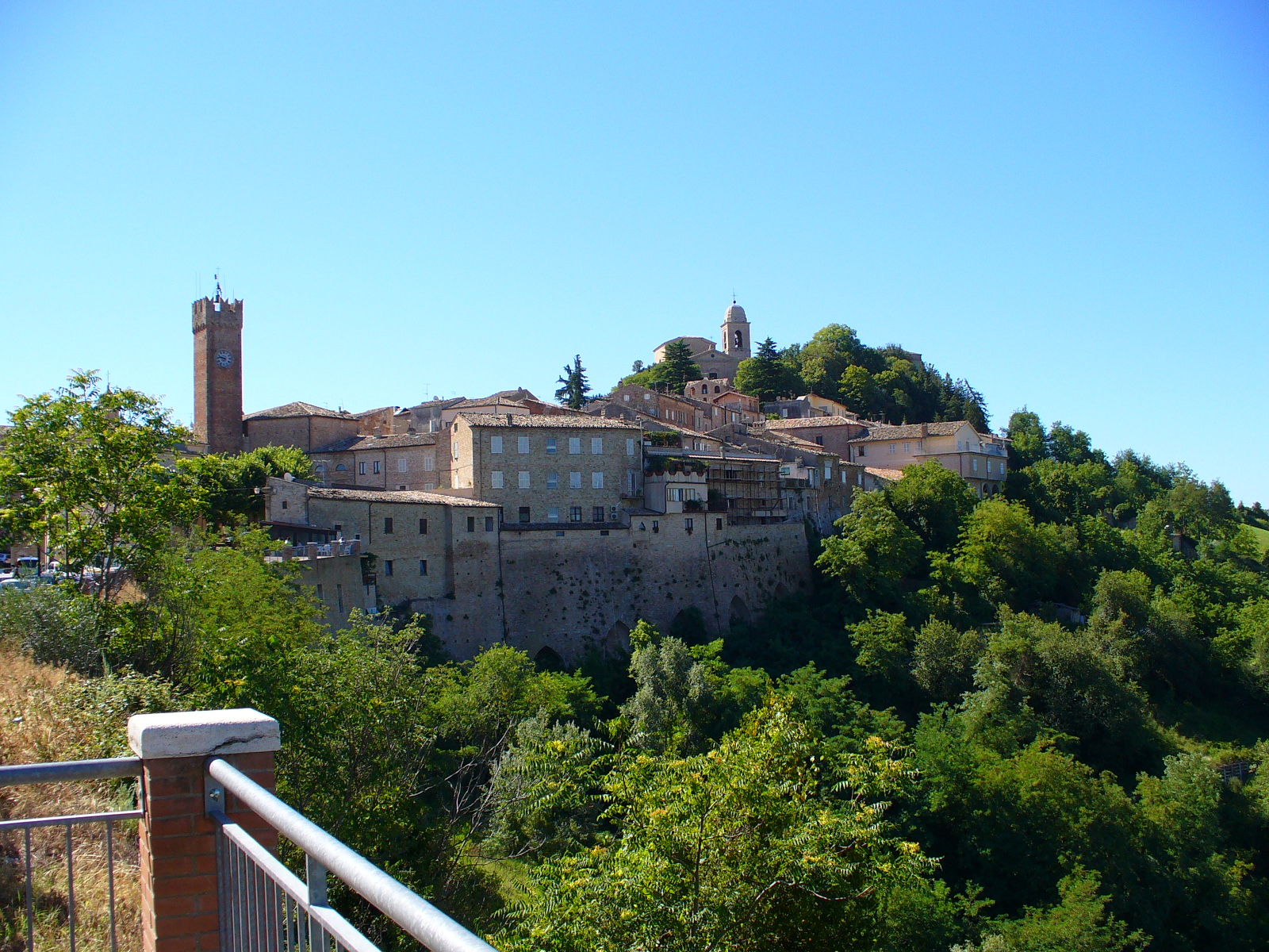 Fermo, sicurezza stradale e rigenerazione urbana: approvati i progetti per le strade di Monteradaldo e contrada Bore