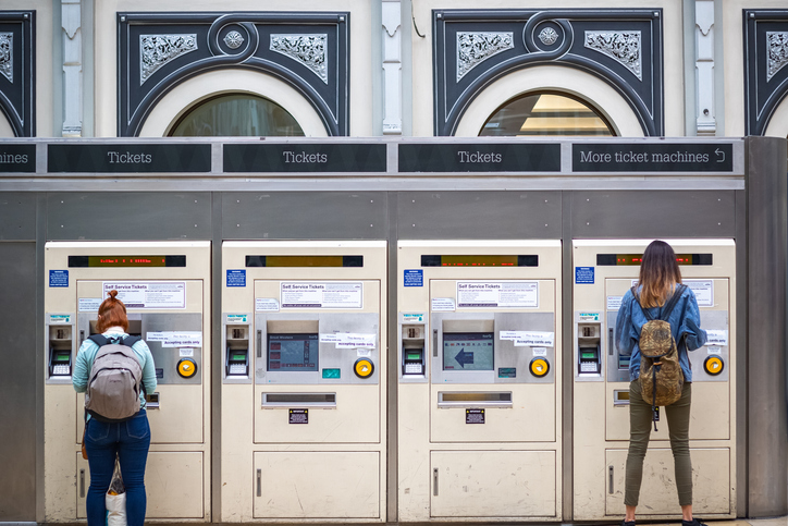 Un viaggio, un biglietto, tutti i diritti: l’UE cambia il modo di prenotare i treni in Europa