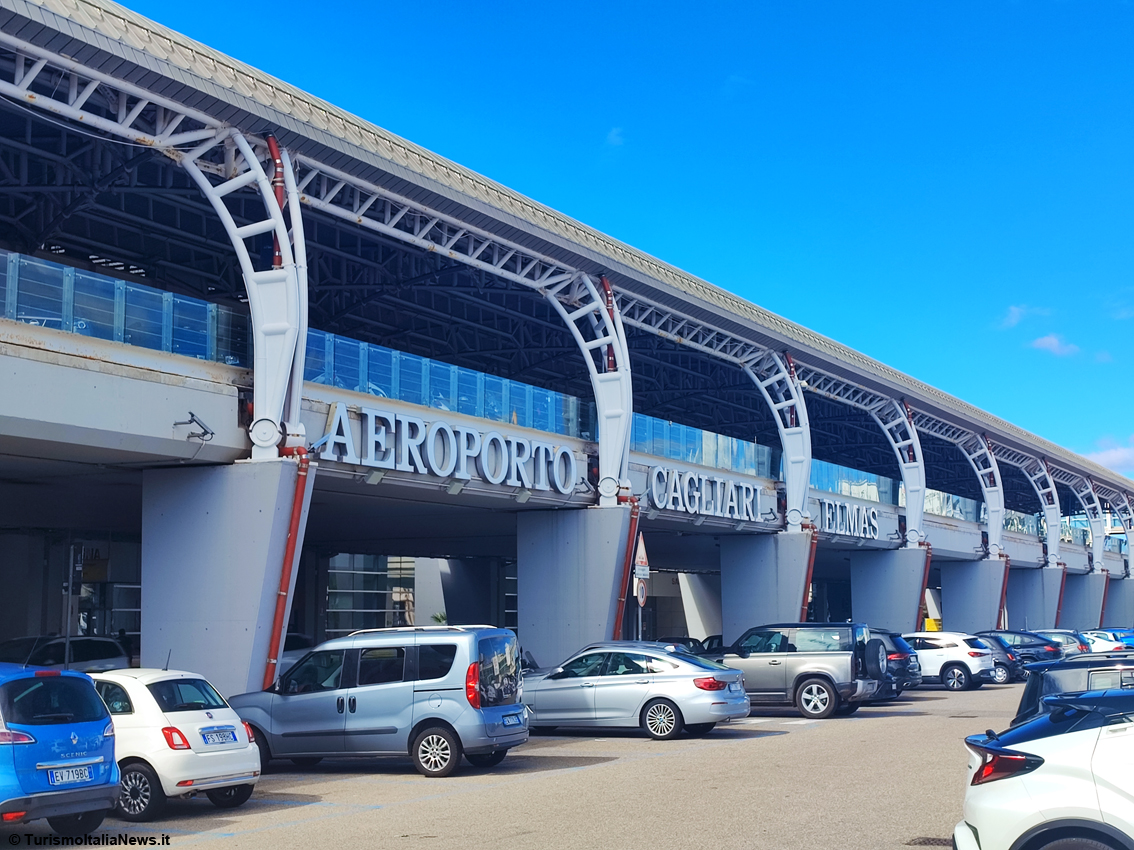 Sardegna, sistema di aeroporti integrato tra Cagliari, Olbia e Alghero: c’è l’accordo
