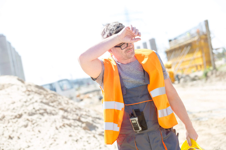 Lombardia, stop al lavoro sotto il sole: l’ordinanza che protegge chi non ha un ufficio climatizzato