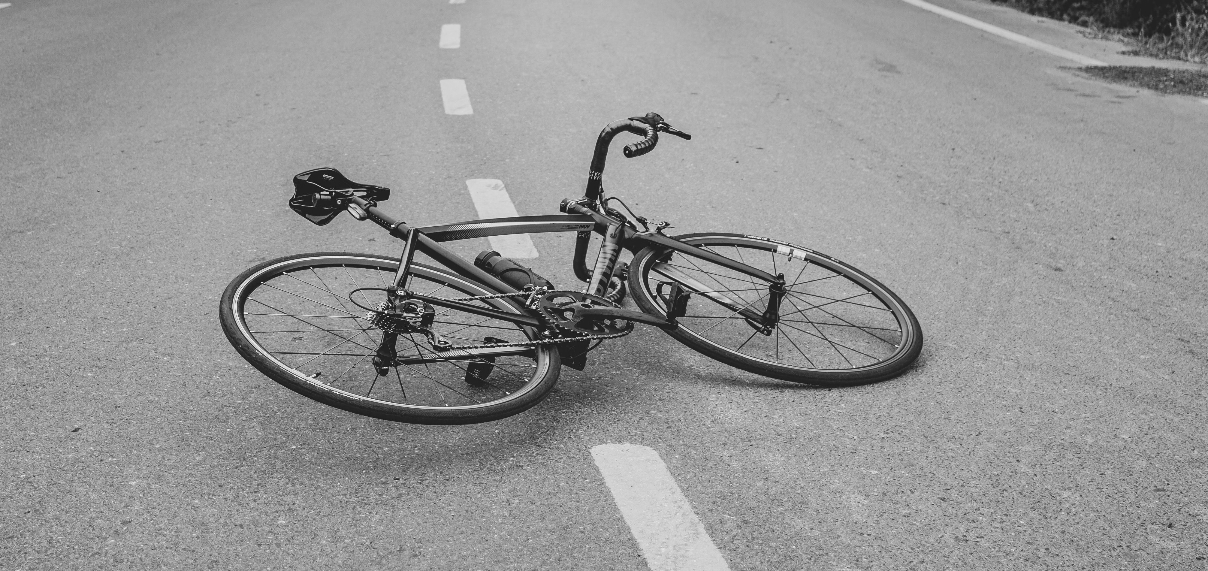 Italia, oltre 100 ciclisti morti in incidenti stradali nel 2026. Fiab e l’onorevole Ghio chiedono misure urgenti