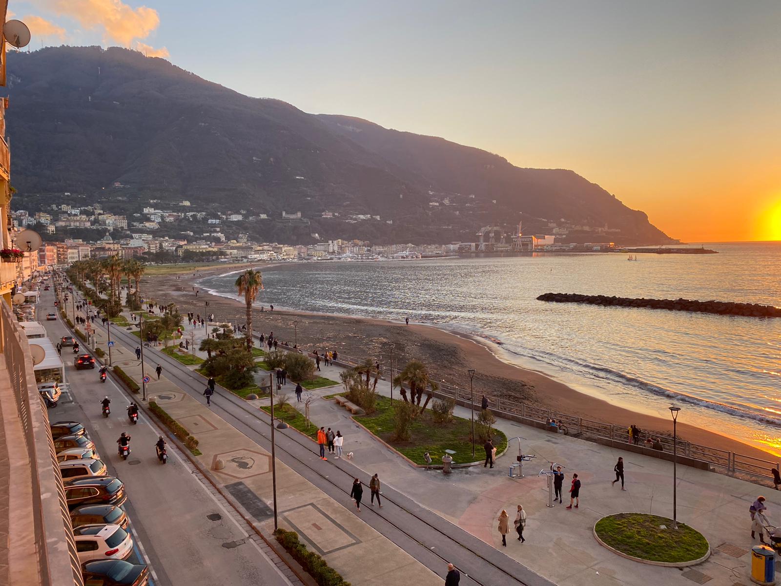 Castellammare, parcheggio intelligente: una mappa ti dice dove c’è posto