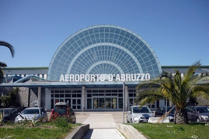 Aeroporto d’Abruzzo, numeri da urlo: +30% di passeggeri rispetto all’anno scorso
