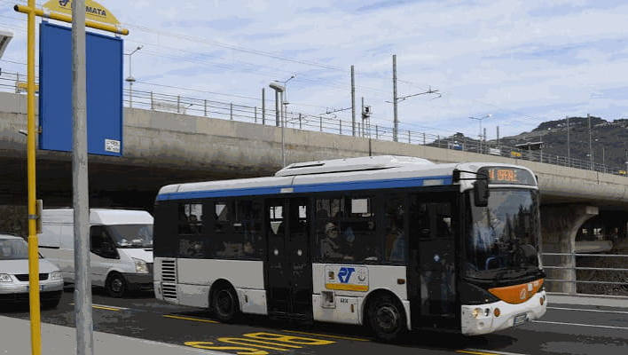 Imperia, un autobus usato per salvare il servizio: Riviera Trasporti compra un minibus del 2017