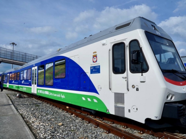 Bari-Grumo Appula, treni di nuovo in servizio: ecco quando riparte la linea