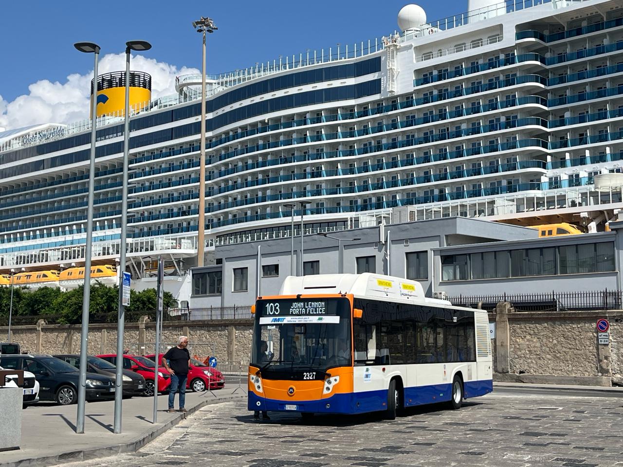 Palermo, nuova fermata dei bus al molo trapezoidale: così la mobilità della città è sempre più connessa