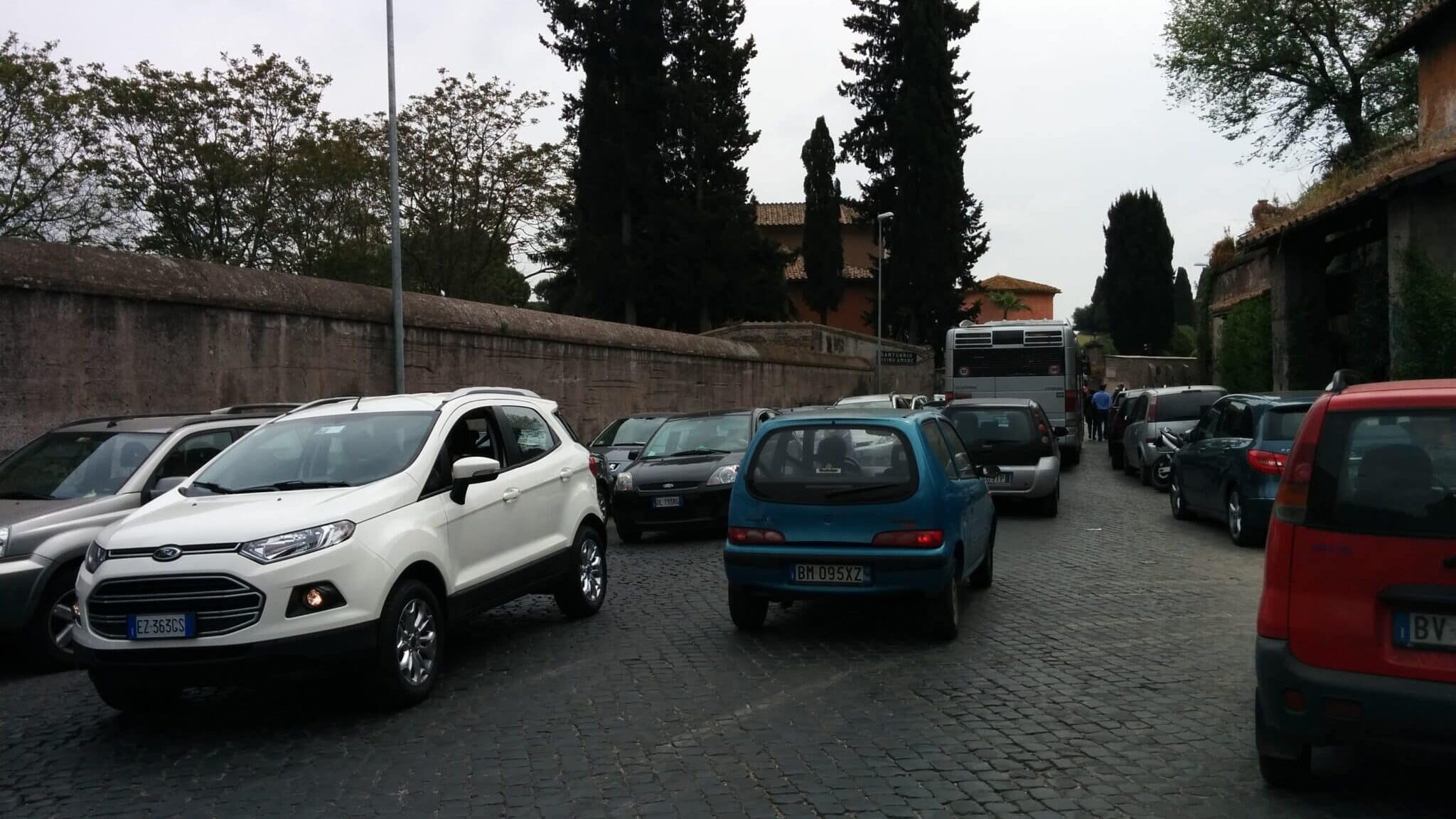 Roma, Via Appia Antica: scatta la nuova Ztl nel weekend: regole, orari e deroghe