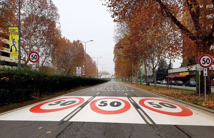 Autovelox, limiti di velocità non rispettati: nel 2025 il Comune di Milano stacca 180mila verbali. I dettagli