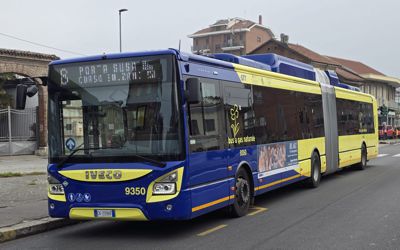 Torino, crolla il trasporto pubblico: in dieci anni gli spostamenti dimezzati dal 22,7% all’11,4%. Lo studio