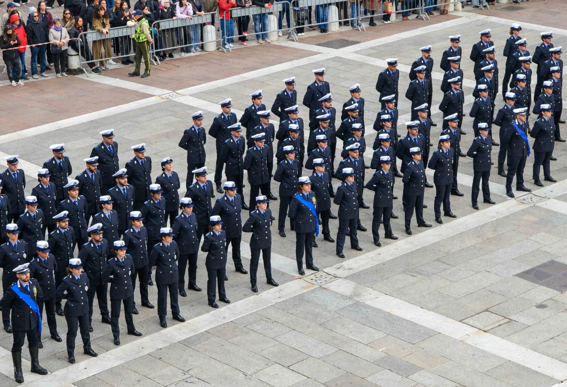 Bologna, 166 anni di Polizia Locale: dalla sicurezza stradale a quella urbana, il bilancio dell’attività di un organico in crescita