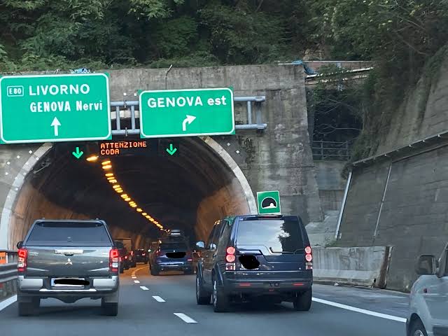 Autostrada A12, chiude il tratto tra Genova Est e Genova Nervi: gli orari e il percorso alternativo
