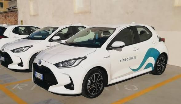 Car sharing a Varese, debutta Kinto Share: come funziona, quanto costa e dove trovare le auto