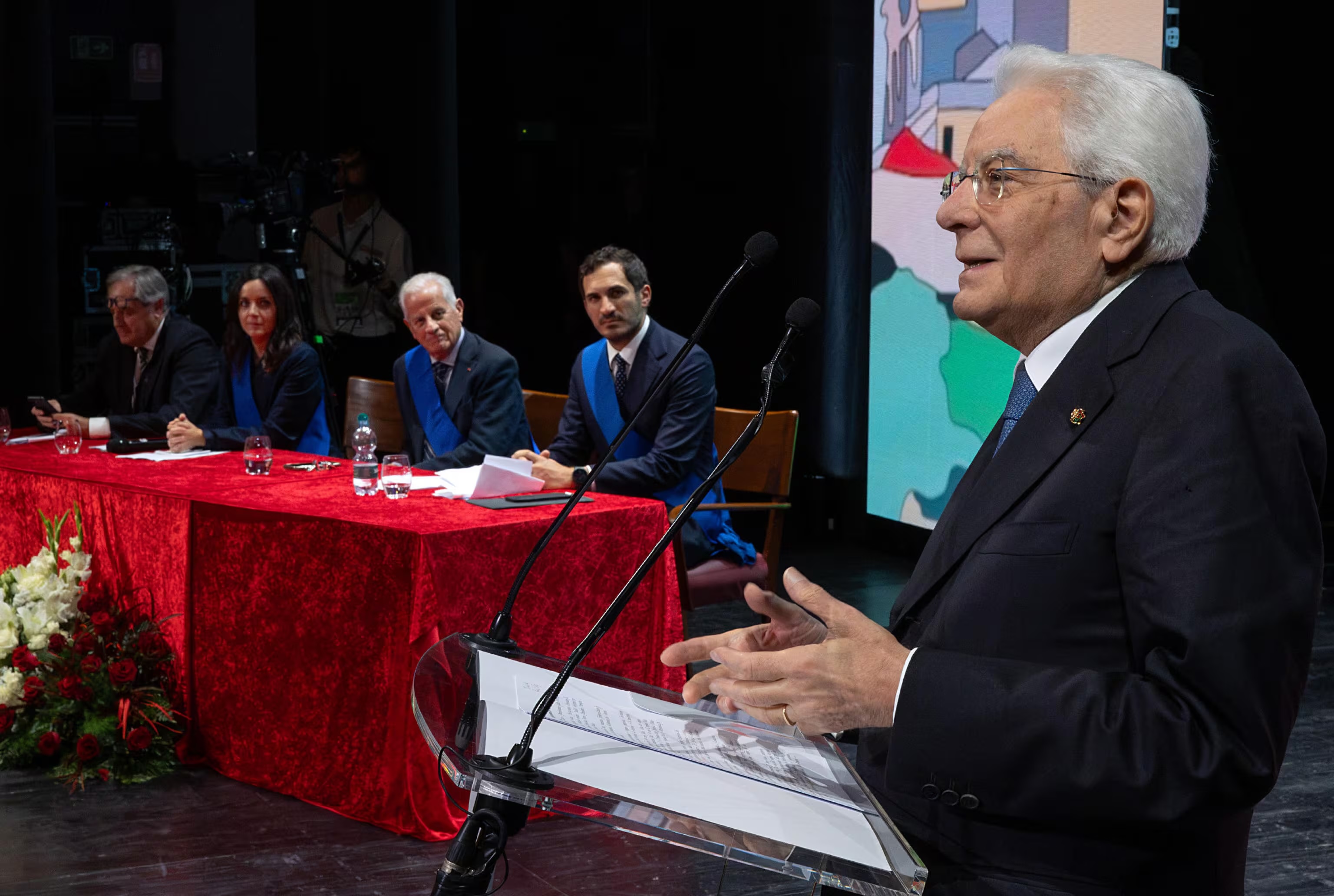 Province, Mattarella a Imperia: “Basta transizione incompiuta, serve una nuova riforma”