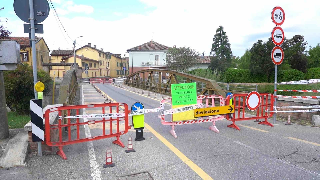 Bressana Bottarone, ponte chiuso da sei mesi: stanziati 430mila euro per una passerella ciclopedonale. La situazione